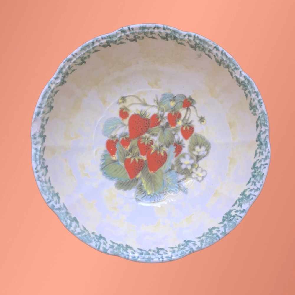 🍓Serving bowl🍓 - Picture 4 of 5